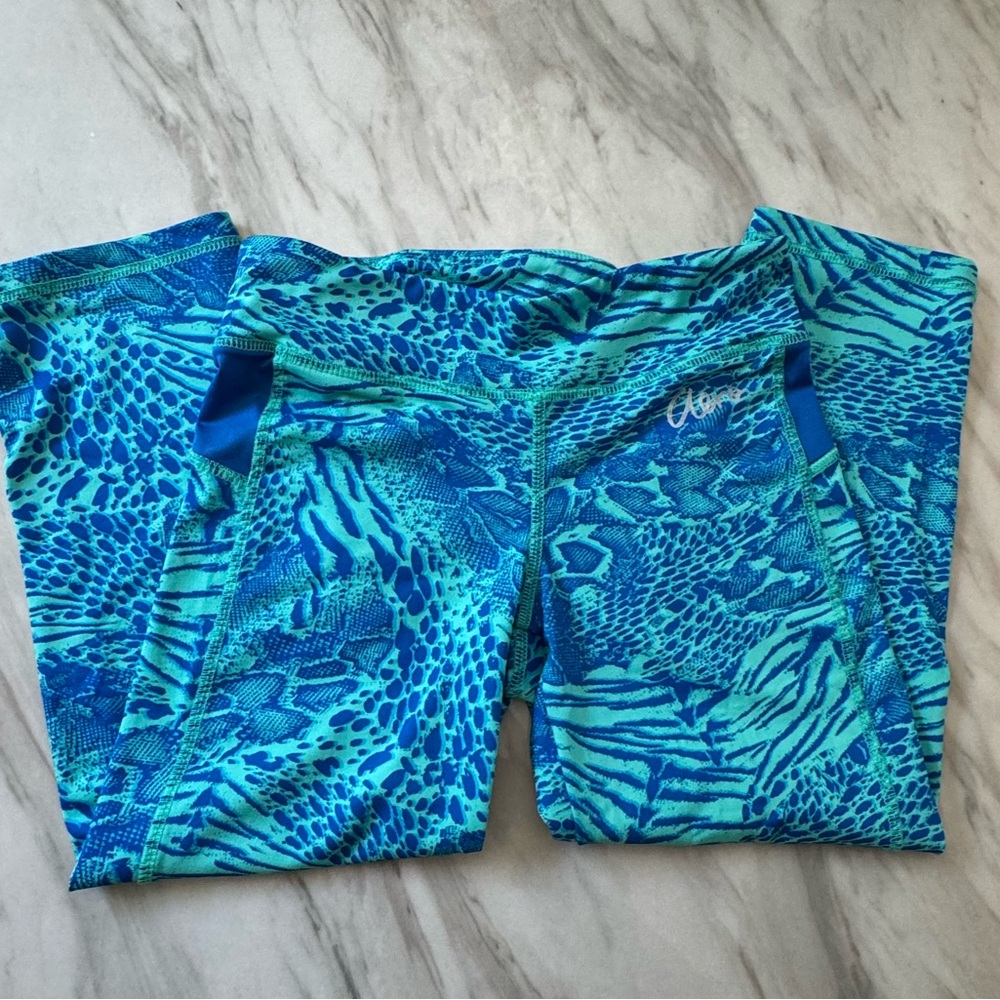 Areo Women’s leggings size Small- Excellent Condition - Picture 4 of 4